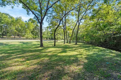 4308 E Catalpa St, Springfield, MO 65809 photo 14
