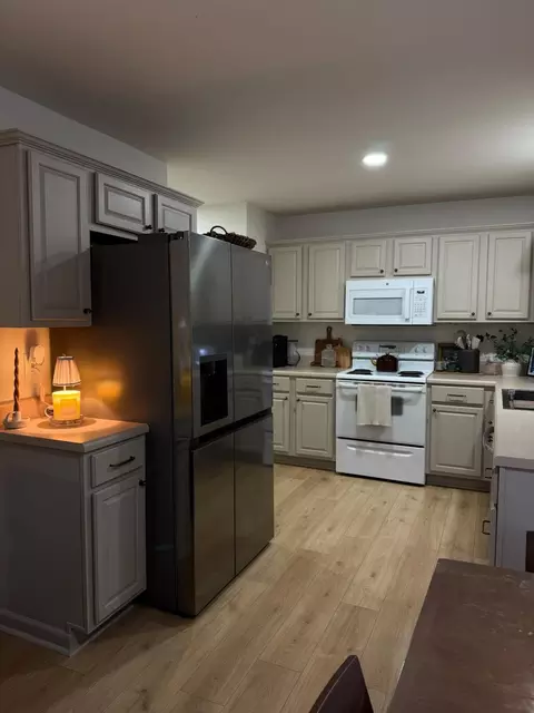 Kitchen - 918 W Dustin Ln, Nixa, MO 65714 photo 1 of 4