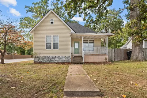 Exterior - 1503 N Clay Ave, Springfield, MO 65803 photo 2 of 8
