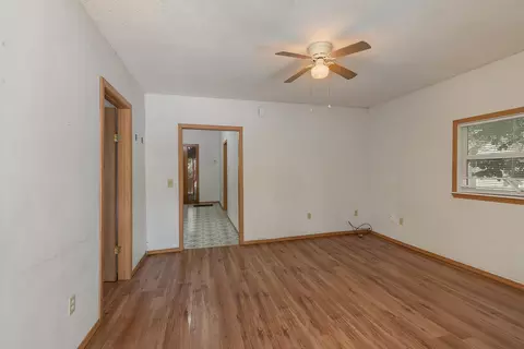 Living - 309 Jasper St, Aurora, MO 65605 photo 2 of 2