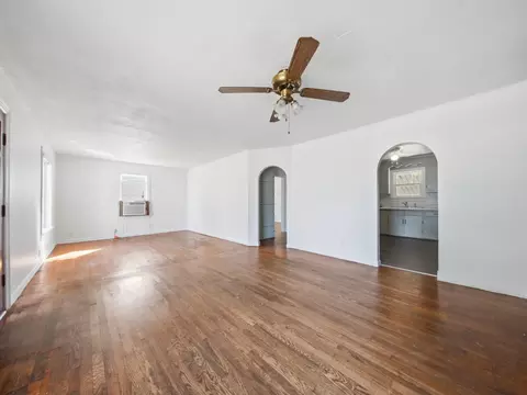 Living - 2303 N Farmer Ave, Springfield, MO 65803 photo 1 of 3