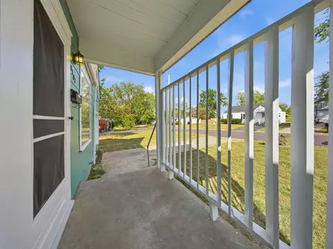 Exterior - 2303 N Farmer Ave, Springfield, MO 65803 photo 6 of 10