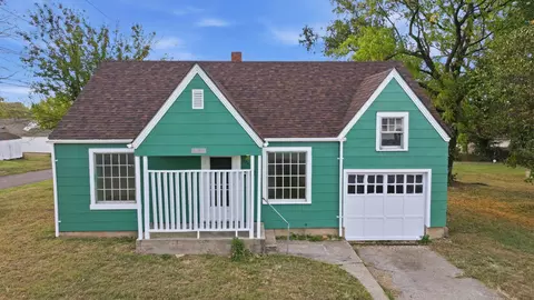 Exterior - 2303 N Farmer Ave, Springfield, MO 65803 photo 2 of 10
