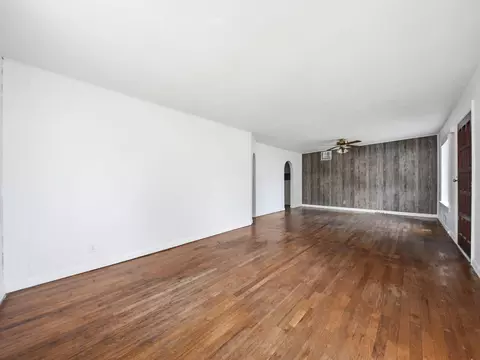 Living - 2303 N Farmer Ave, Springfield, MO 65803 photo 3 of 3