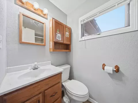 Bath - 1738-1742 S Montebello Ave, Springfield, MO 65807 photo 1 of 3