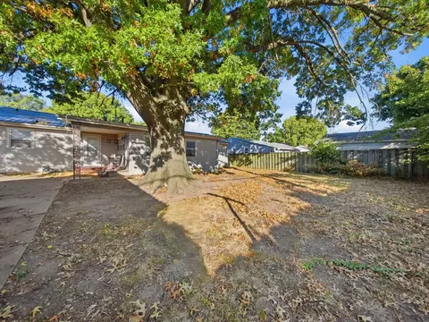 Exterior - 1738-1742 S Montebello Ave, Springfield, MO 65807 photo 8 of 8