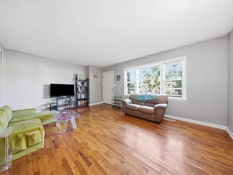 Living - 1738-1742 S Montebello Ave, Springfield, MO 65807 photo 3 of 8