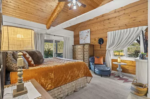 Bedroom - 25643 Kings River Rd, Shell Knob, MO 65747 photo 1 of 2