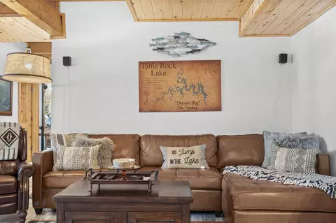 Living - 25643 Kings River Rd, Shell Knob, MO 65747 photo 7 of 7