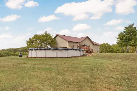 Exterior - 9064 State Highway V, Galena, MO 65656 photo 12 of 14