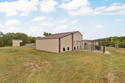 Exterior - 9064 State Highway V, Galena, MO 65656 photo 9 of 14