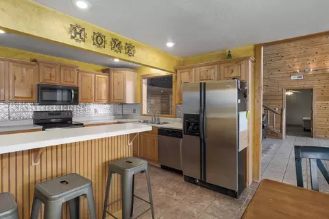 Kitchen - 9064 State Highway V, Galena, MO 65656 photo 4 of 4
