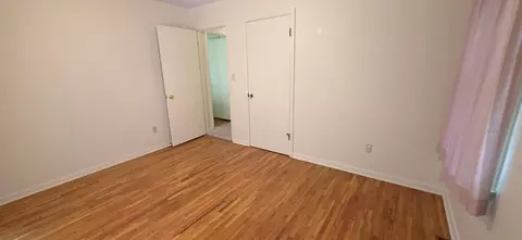 Bedroom - 210 S Forest Ln, Republic, MO 65738 photo 6 of 8