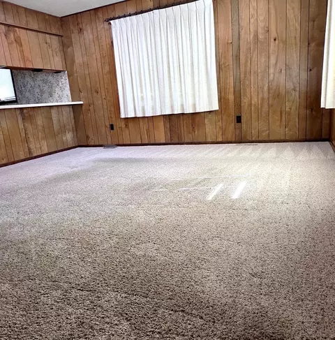 Living - 210 S Forest Ln, Republic, MO 65738 photo 5 of 5