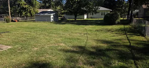 Exterior - 210 S Forest Ln, Republic, MO 65738 photo 7 of 9