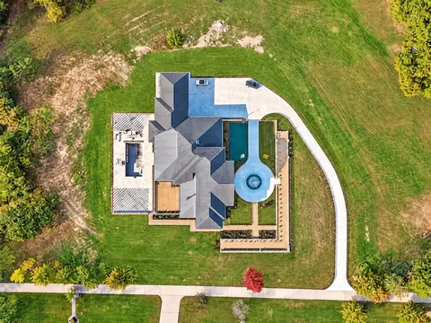 View/Area - 9397 E Mapleridge Ln, Strafford, MO 65757 photo 2 of 2