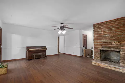 Living - 1619 S Estate Ave, Springfield, MO 65804 photo 3 of 5
