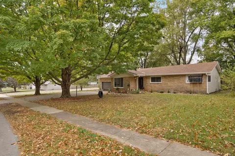 Exterior - 1619 S Estate Ave, Springfield, MO 65804 photo 2 of 10