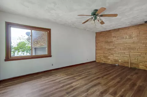 Living - 1619 S Estate Ave, Springfield, MO 65804 photo 5 of 5