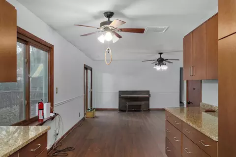 Entry Way - 1619 S Estate Ave, Springfield, MO 65804 photo 1 of 1