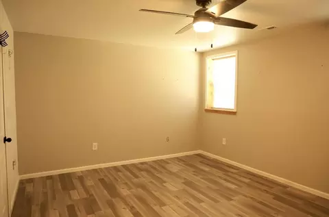 Bedroom - 159 Timberline Ln, Crane, MO 65633 photo 8 of 8