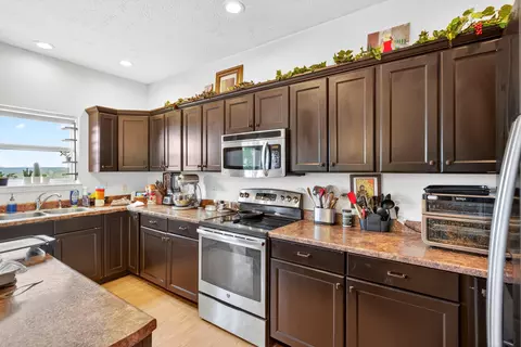 Kitchen - 319 Cliff House Rd #A/B, Powersite, MO 65731 photo 2 of 3