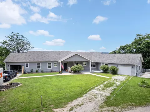 Exterior - 319 Cliff House Rd #A/B, Powersite, MO 65731 photo 1 of 7