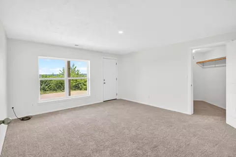 Bedroom - 319 Cliff House Rd #A/B, Powersite, MO 65731 photo 5 of 7