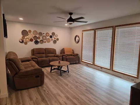 Living - 909 S Rosewood Dr, Monett, MO 65708 photo 1 of 2