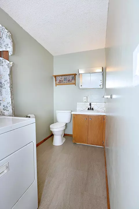 Bath - 5020 E Farm Road 138, Springfield, MO 65809 photo 2 of 2