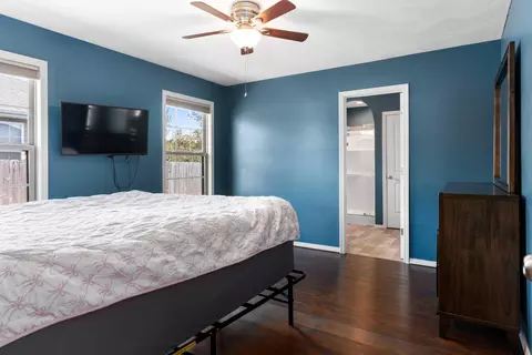 Bedroom - 300 Towne Loop, Marshfield, MO 65706 photo 2 of 3