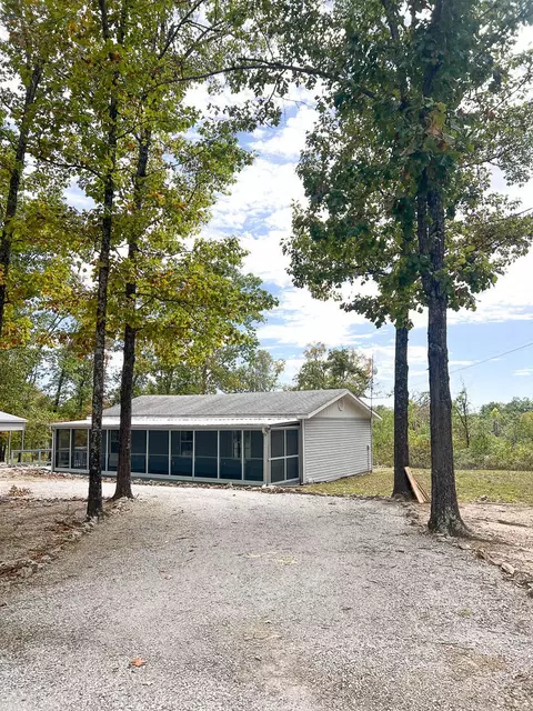 230 John Wesley Dr, Theodosia, MO 65761