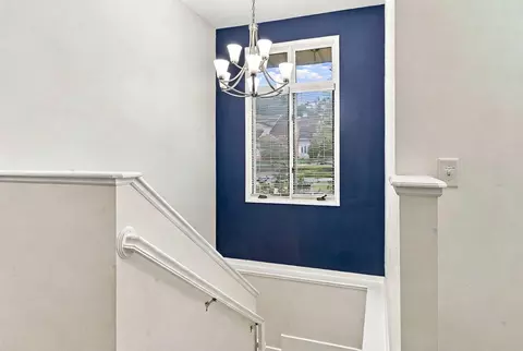 Entry Way - 3327 S Lakeside Ave, Springfield, MO 65804 photo 3 of 3