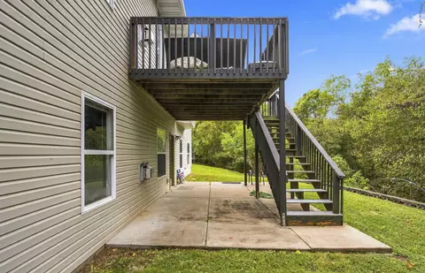 Exterior - 3327 S Lakeside Ave, Springfield, MO 65804 photo 6 of 7