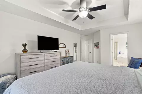 Bedroom - 3327 S Lakeside Ave, Springfield, MO 65804 photo 3 of 9