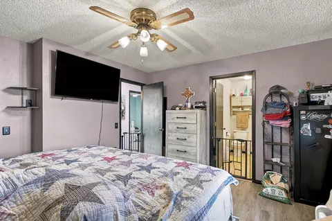 Bedroom - 401 Centennial Dr, Seneca, MO 64865 photo 4 of 6