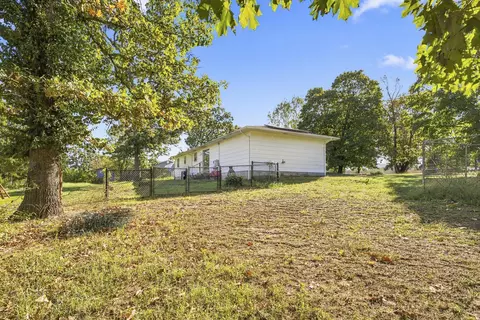 Exterior - 401 Centennial Dr, Seneca, MO 64865 photo 5 of 5