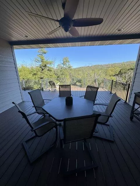Exterior - 135 Dunn Rd, Walnut Shade, MO 65771 photo 5 of 9