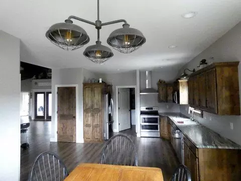 Kitchen - 135 Dunn Rd, Walnut Shade, MO 65771 photo 2 of 3