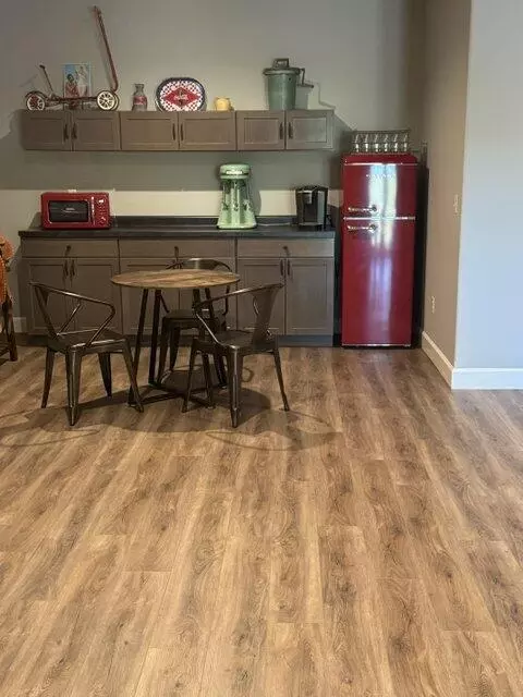 Kitchen - 135 Dunn Rd, Walnut Shade, MO 65771 photo 3 of 3