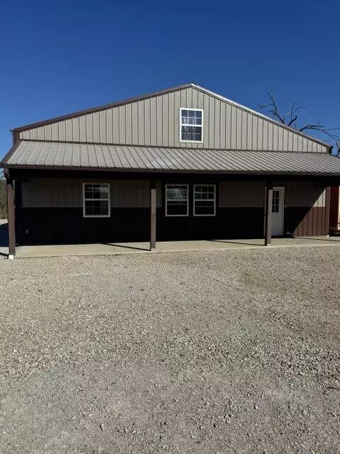 Exterior - 135 Dunn Rd, Walnut Shade, MO 65771 photo 9 of 9