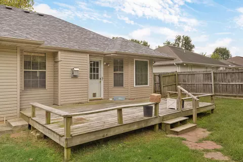 Exterior - 917 W Turnberry Blvd, Ozark, MO 65721 photo 3 of 5