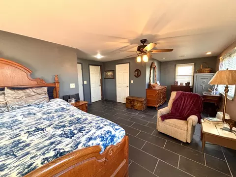 Bedroom - 14940 State Highway V, Diamond, MO 64840 photo 2 of 6