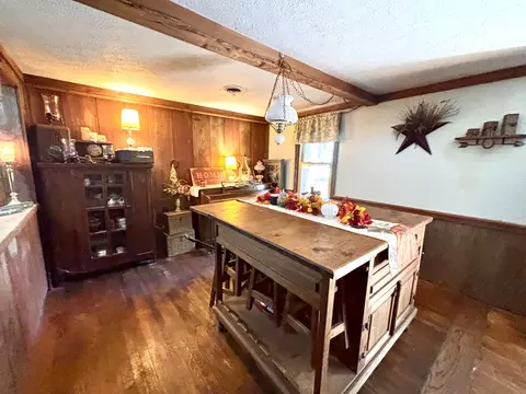 Dining - 14940 State Highway V, Diamond, MO 64840 photo 1 of 1