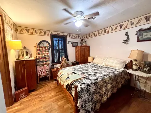 Bedroom - 14940 State Highway V, Diamond, MO 64840 photo 3 of 6