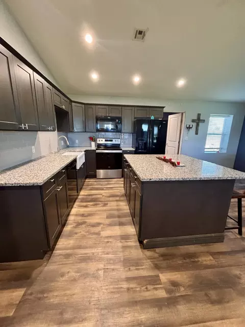 Kitchen - 14940 State Highway V, Diamond, MO 64840 photo 4 of 5