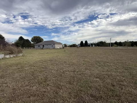 Exterior - 5419 S 165th Rd, Brighton, MO 65617 photo 3 of 13