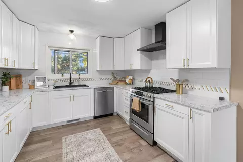 Kitchen - 708 E Mccracken Rd, Ozark, MO 65721 photo 2 of 4