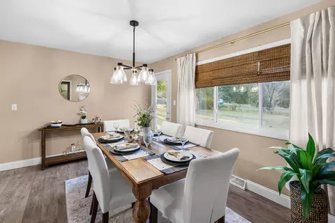 Dining - 708 E Mccracken Rd, Ozark, MO 65721 photo 2 of 3