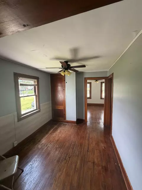 Entry Way - 2348 N Campbell Ave, Springfield, MO 65803 photo 1 of 1